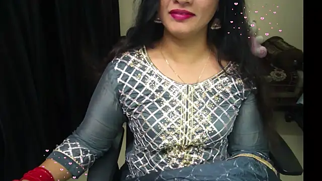 Snapshot of Arushisingh8888 chatting on May 17, 3:08 pm Arushisingh8888 online show from May 17, 3:08 pm