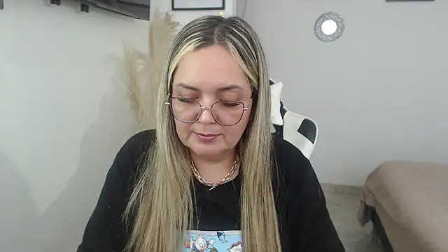 samy vsn online show from April 18, 6:34 pm