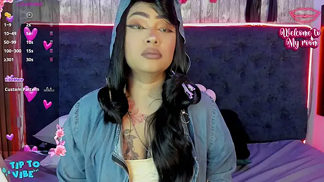 Neko Misaki online show from April 12, 9:36 am