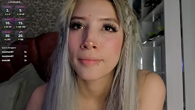 Snapshot of Samantha_cp_ chatting on March 13, 3:17 pm Samantha cp online show from March 13, 3:17 pm