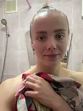 Snapshot of AlisaKissss chatting on January 8, 6:52 am AlisaKissss online show from January 8, 6:52 am