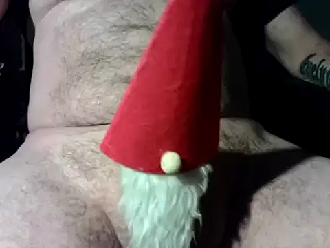 Snapshot of papasuchtpussy chatting on December 24, 1:28 pm papasuchtpussy online show from December 24, 1:28 pm