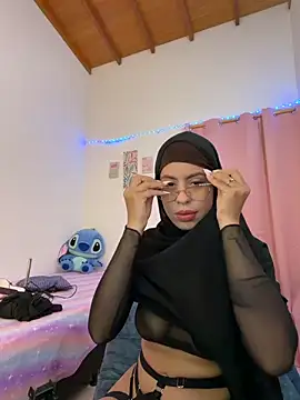 Snapshot of JannaNader12 chatting on May 7, 11:21 pm JannaNader12 online show from May 7, 11:21 pm