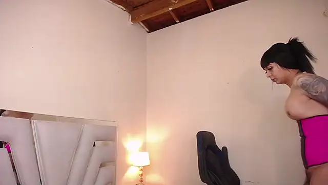 Snapshot of Exotic__XXX chatting on February 15, 8:38 pm Exotic XXX online show from February 15, 8:38 pm