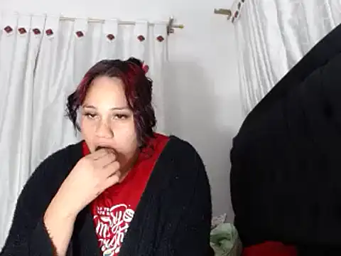 Snapshot of melissa4855 chatting on December 24, 1:59 am melissa4855 online show from December 24, 1:59 am