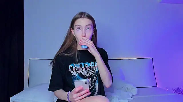 haileyishere online show from March 19, 7:06 pm