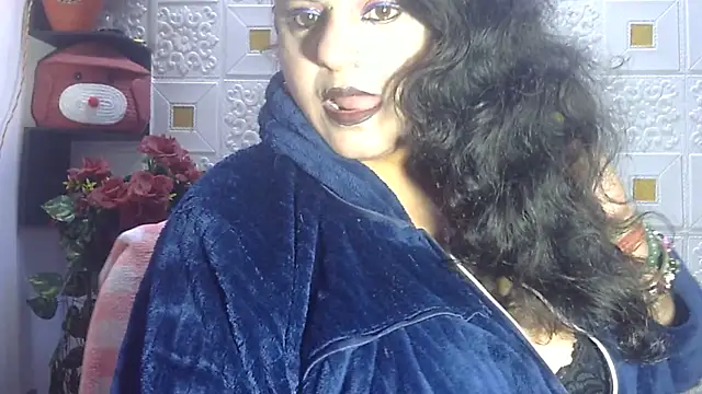 Snapshot of Sexy_komolika chatting on January 16, 5:44 pm Sexy komolika online show from January 16, 5:44 pm