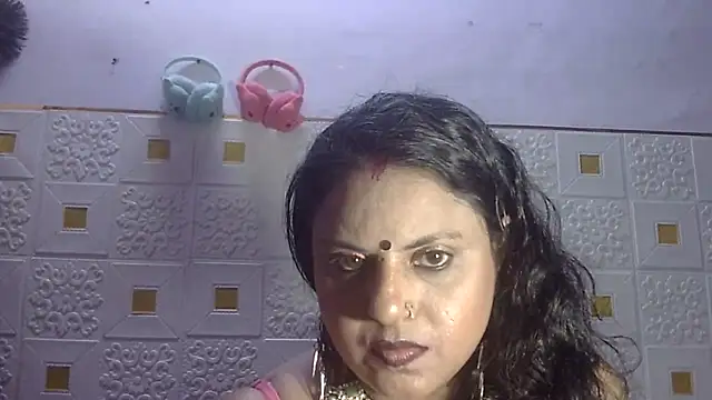 Snapshot of Sexy_komolika chatting on January 29, 5:56 pm Sexy komolika online show from January 29, 5:56 pm