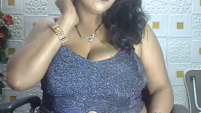 Snapshot of Sexy_komolika chatting on March 1, 4:33 pm Sexy komolika online show from March 1, 4:33 pm