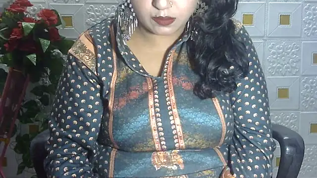 Snapshot of Sexy_komolika chatting on March 4, 1:17 pm Sexy komolika online show from March 4, 1:17 pm