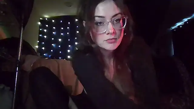 EyaDivine1 online show from March 29, 6:52 pm