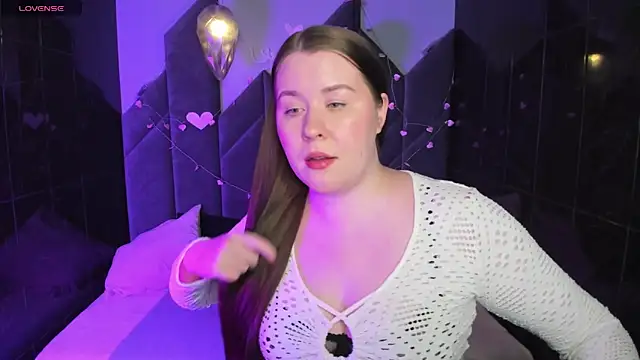 Snapshot of ShedarBrooks chatting on February 18, 5:31 am ShedarBrooks online show from February 18, 5:31 am