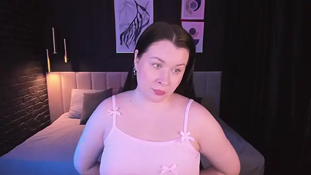 Snapshot of ShedarBrooks chatting on March 26, 5:35 am ShedarBrooks online show from March 26, 5:35 am