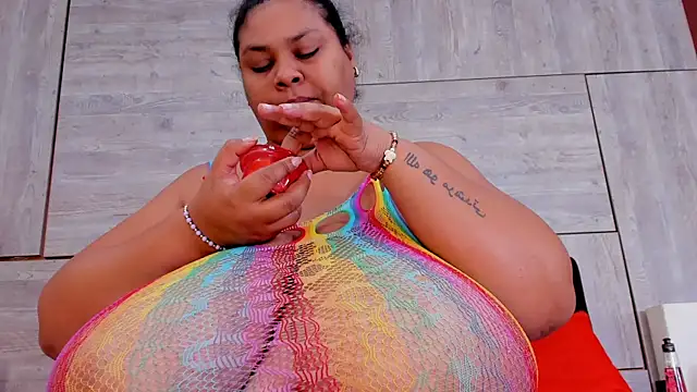 Lynn Jones online show from January 16, 7:17 am