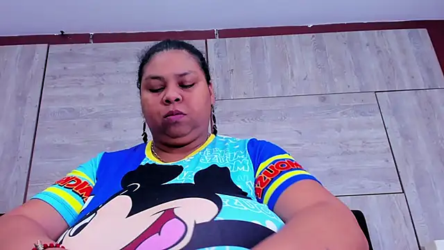 Lynn Jones online show from January 22, 3:52 am