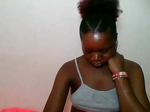 Snapshot of HotJeylee chatting on May 1, 1:48 pm HotJeylee online show from May 1, 1:48 pm