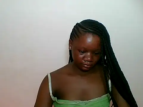 Snapshot of HotJeylee chatting on May 7, 12:27 am HotJeylee online show from May 7, 12:27 am