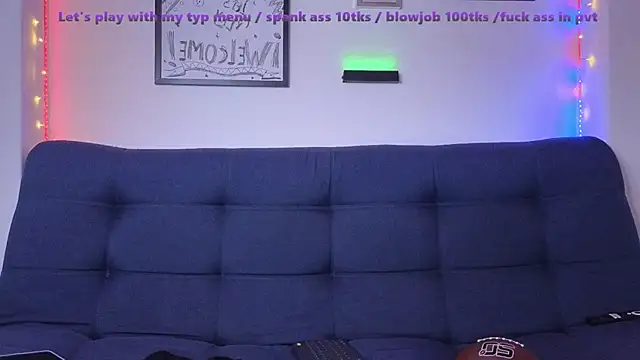 catalina y tylerjhons online show from February 4, 10:32 am