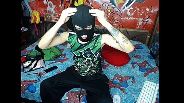 Snapshot of deivid_estrada chatting on February 3, 9:29 pm deivid estrada online show from February 3, 9:29 pm
