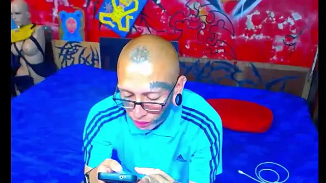 Snapshot of deivid_estrada chatting on September 23, 5:16 pm deivid estrada online show from September 23, 5:16 pm