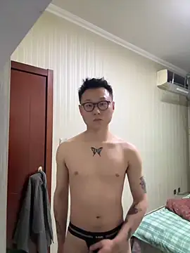 Snapshot of Eric246 chatting on March 5, 3:08 pm Eric246 online show from March 5, 3:08 pm