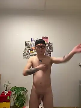 Snapshot of Eric246 chatting on March 12, 6:14 pm Eric246 online show from March 12, 6:14 pm