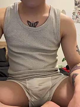 Snapshot of Eric246 chatting on March 18, 1:03 pm Eric246 online show from March 18, 1:03 pm