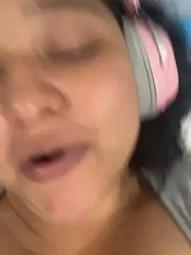 Snapshot of Kym_Owens chatting on January 20, 3:37 am Kym Owens online show from January 20, 3:37 am