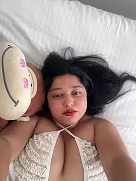 Snapshot of Kym_Owens chatting on January 23, 8:02 pm Kym Owens online show from January 23, 8:02 pm