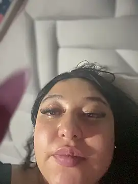 Snapshot of Kym_Owens chatting on October 9, 12:41 am Kym Owens online show from October 9, 12:41 am