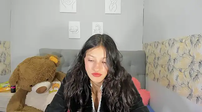 Emma-Wilson online show from January 30, 7:26 pm