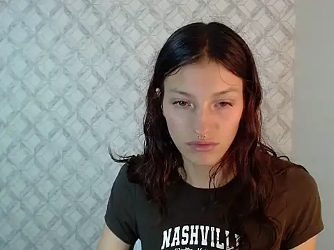 Emma-Wilson online show from April 15, 4:30 am