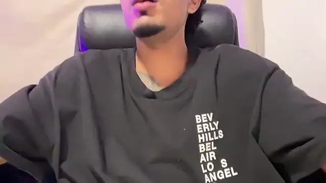 dominic brandd23 online show from February 8, 11:46 am