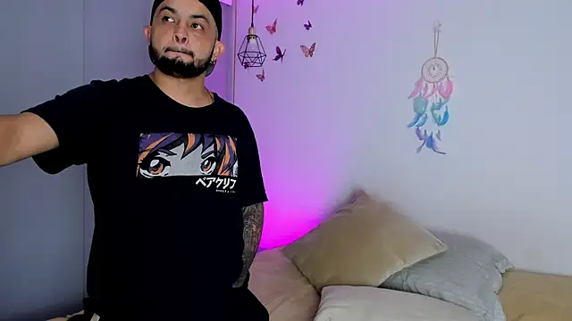 Snapshot of Chloe_Johnson_ chatting on November 2, 5:54 am Chloe Johnson  online show from November 2, 5:54 am