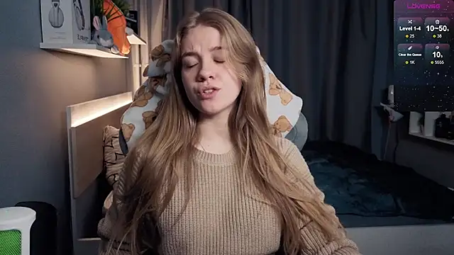 candy maggie online show from February 1, 4:44 pm