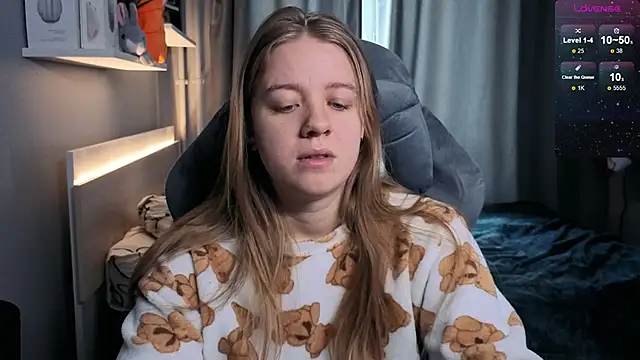 candy maggie online show from March 18, 9:42 am