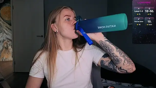 candy maggie online show from September 16, 7:42 am