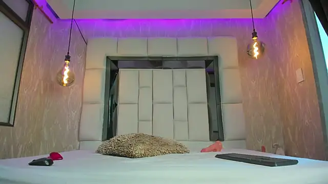 Snapshot of summer_lee_ chatting on February 26, 9:27 pm summer lee online show from February 26, 9:27 pm