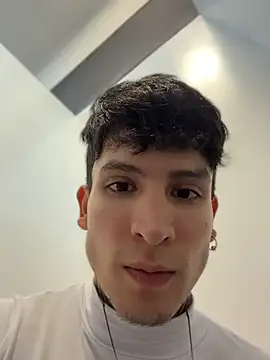 Snapshot of _Tomy08calderon chatting on August 1, 12:32 am Tomy08calderon online show from August 1, 12:32 am