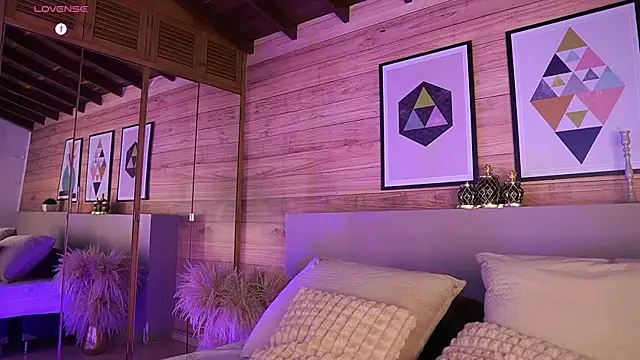 Snapshot of AmmyScott chatting on January 13, 7:30 pm AmmyScott online show from January 13, 7:30 pm