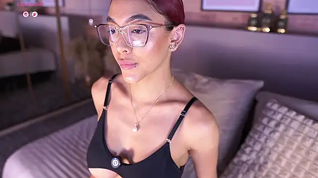 Snapshot of AmmyScott chatting on February 6, 7:50 pm AmmyScott online show from February 6, 7:50 pm