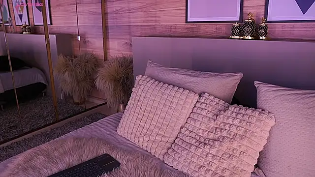 Snapshot of AmmyScott chatting on February 20, 4:29 pm AmmyScott online show from February 20, 4:29 pm