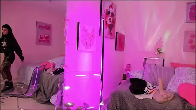 MaveParks  online show from March 19, 11:58 am