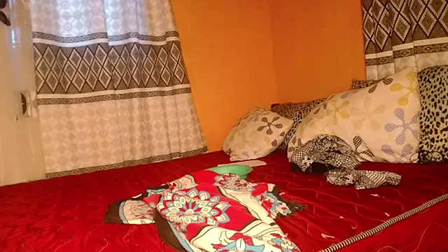 Snapshot of titi_fiesta chatting on March 21, 3:24 pm titi fiesta online show from March 21, 3:24 pm