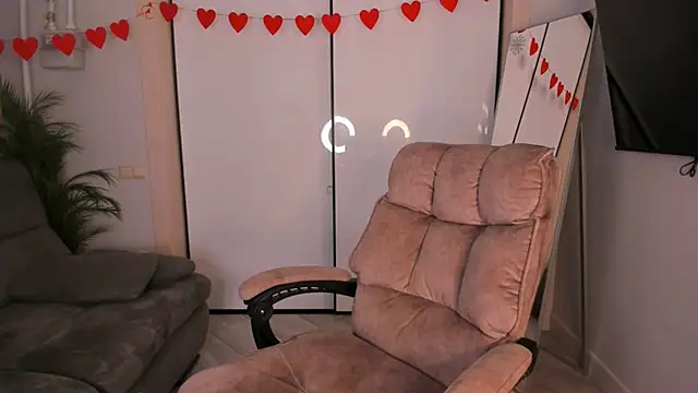 helen ramsay online show from March 18, 3:15 pm