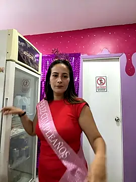 Snapshot of Rousse92 chatting on September 22, 9:06 pm Rousse92 online show from September 22, 9:06 pm