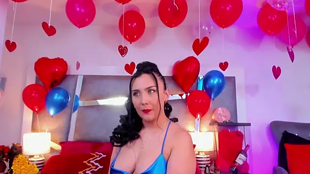 Evangeline Taylorr online show from February 14, 3:47 pm