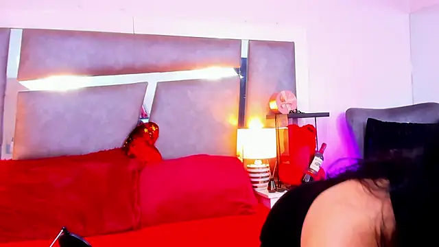 Evangeline Taylorr online show from March 3, 12:16 pm