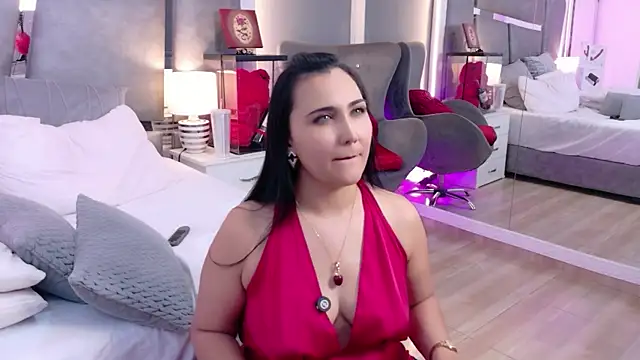 Snapshot of Evangeline_Taylorr chatting on April 30, 8:57 pm Evangeline Taylorr online show from April 30, 8:57 pm