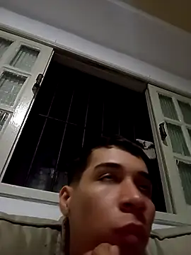 Snapshot of Sammycalderon chatting on March 9, 1:42 am Sammycalderon online show from March 9, 1:42 am